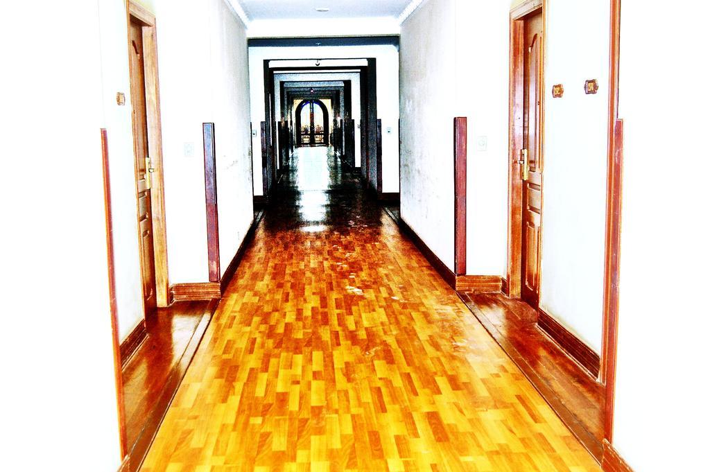 Goldiana Angkor Hotel Siem Reap Buitenkant foto